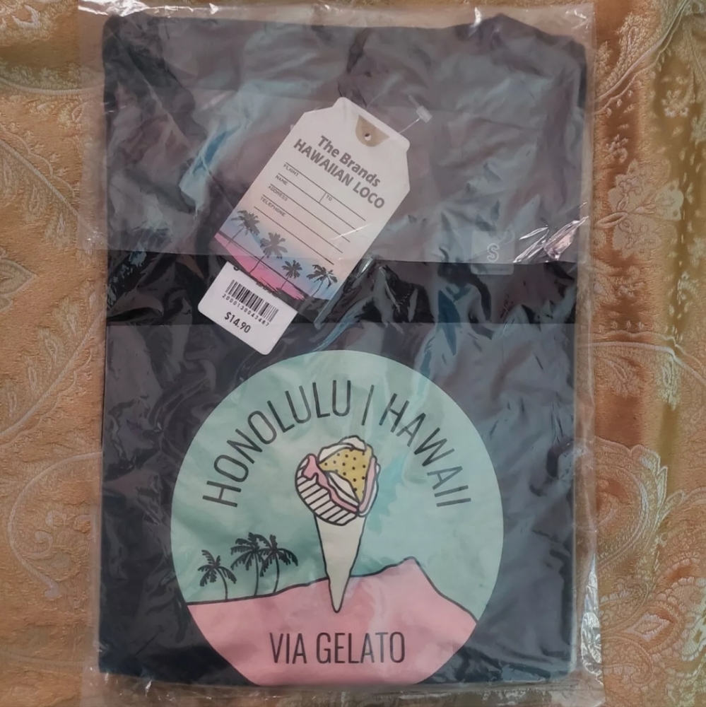 Honolulu Via Gelato Women Uniqlo Hawaii The Brands UT Short Sleeve Small - Picture 2 of 3